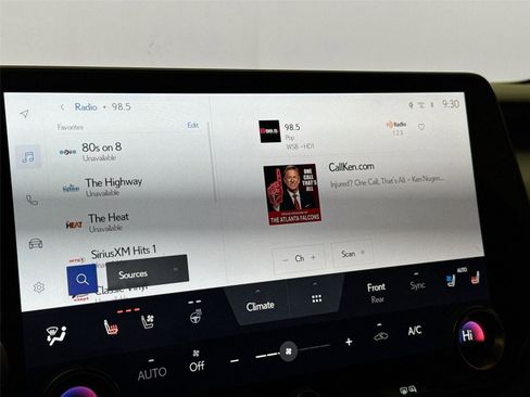 Used 2023 Lexus RX 350 Premium image 25