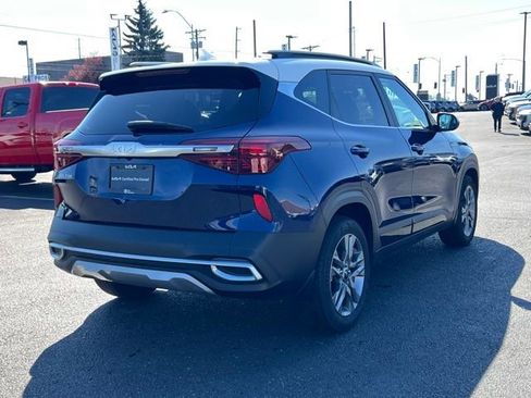 Certified 2023 Kia Seltos S w/ Navigation Package image 5