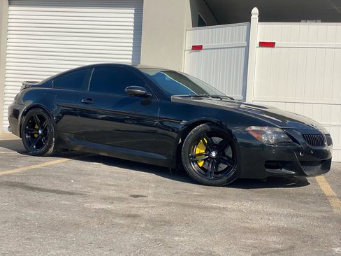 Used 2006 BMW M6 Coupe image 18