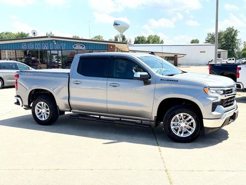 Used 2023 Chevrolet Silverado 1500 LT w/ LPO, Dark Essentials Package AWD/4WD image 3