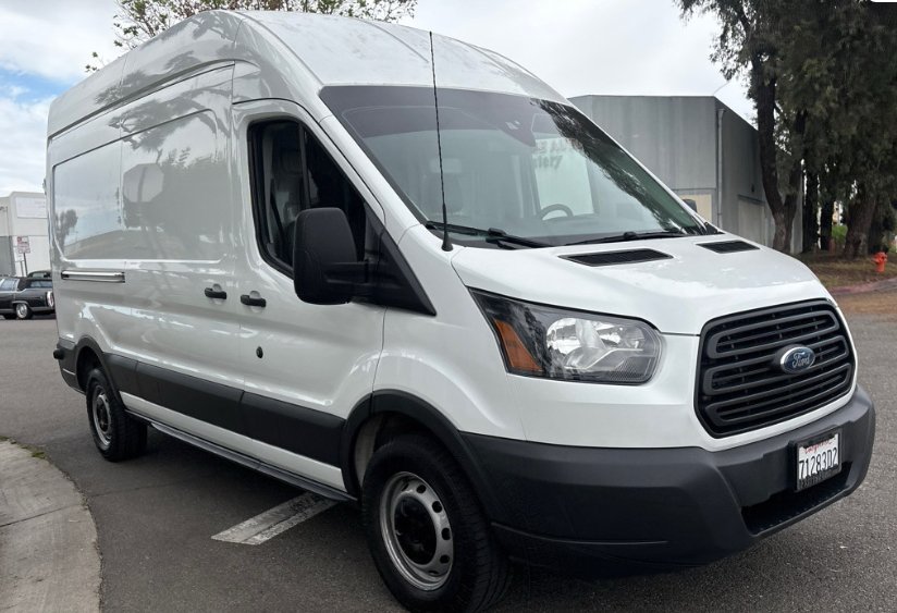 Used 2018 Ford Transit 250 148 High Roof RWD image 2