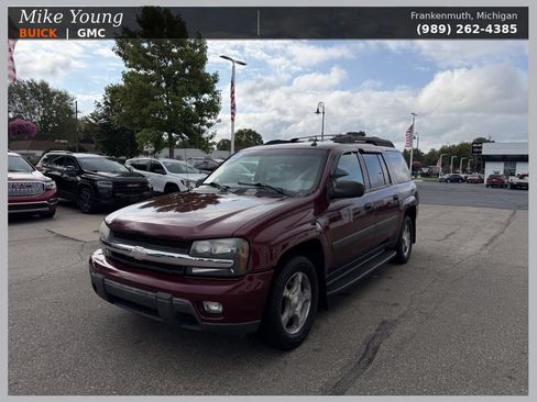 Used 2005 Chevrolet TrailBlazer EXT 4WD w/ LS Preferred Equipment Group image 1