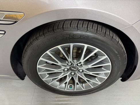 Used 2023 Genesis G80 2.5T image 13