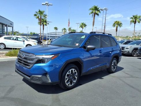 Used 2026 Subaru Forester Premium AWD/4WD image 7