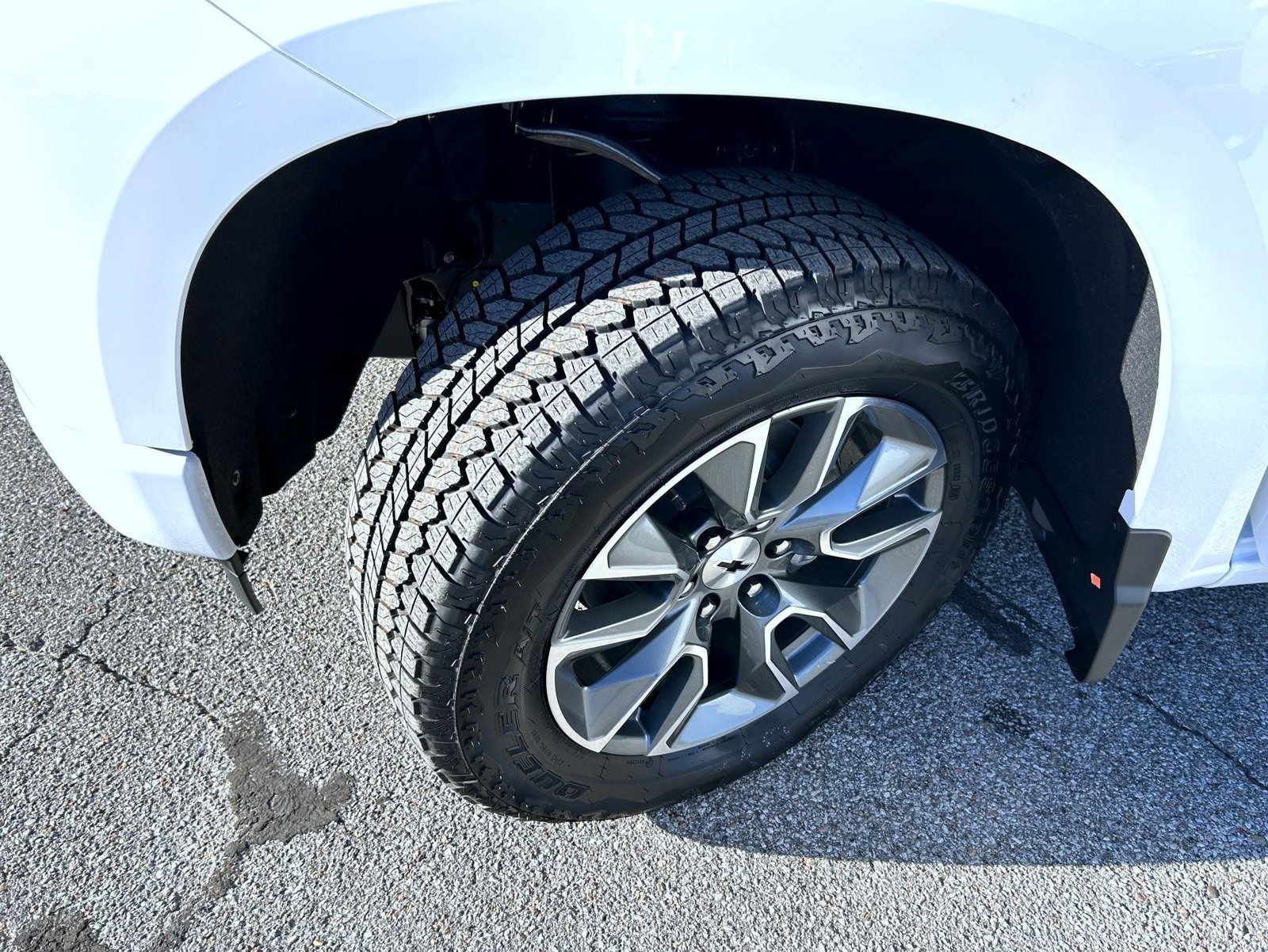 New 2026 Chevrolet Silverado 1500 RST w/ Z71 Off-Road Package AWD/4WD image 23