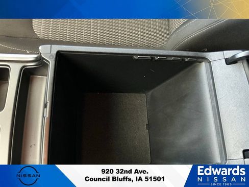 Used 2022 Kia Sorento LX FWD image 31