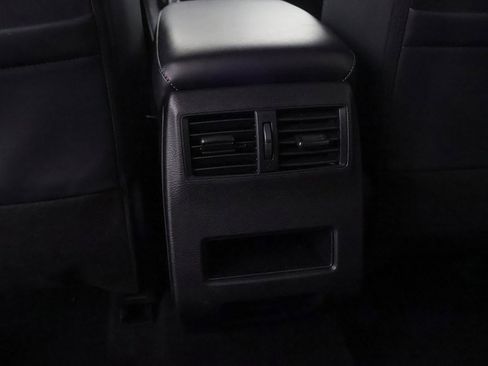 Used 2024 Mitsubishi Outlander SE image 48