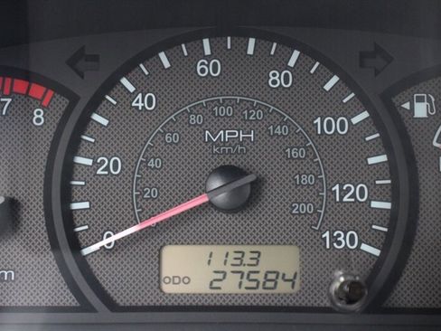 Used 2004 Hyundai Accent GL image 7