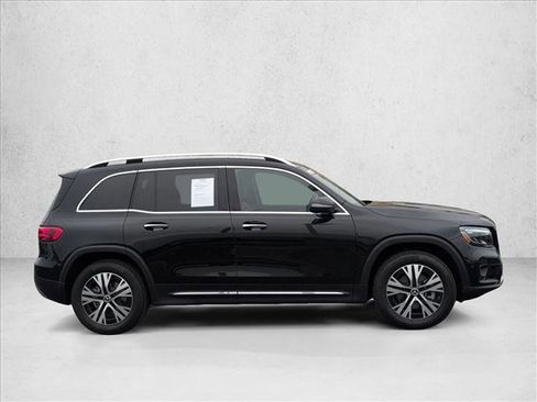 Certified 2025 Mercedes-Benz GLB 250 4MATIC image 4