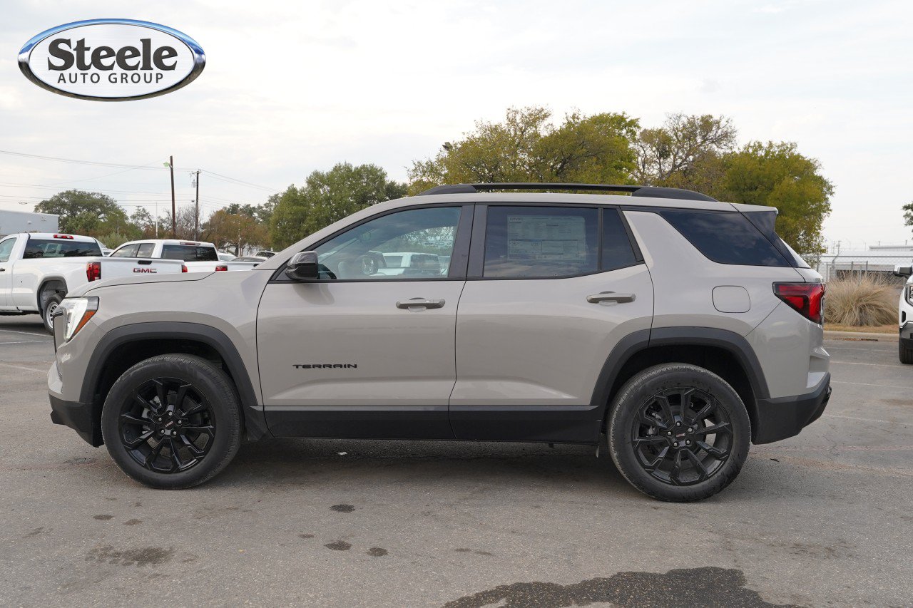 New 2027 GMC Terrain Elevation w/ Elevation Premium Package AWD/4WD image 4