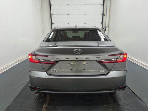 Used 2026 Toyota Camry SE AWD/4WD image 10