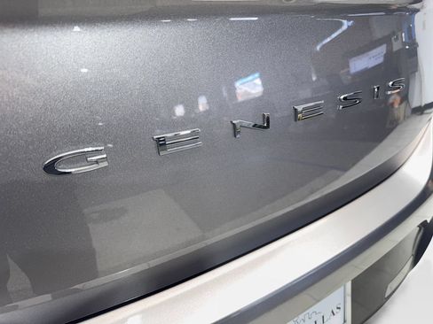 Used 2026 Genesis G70 2.5T RWD image 21