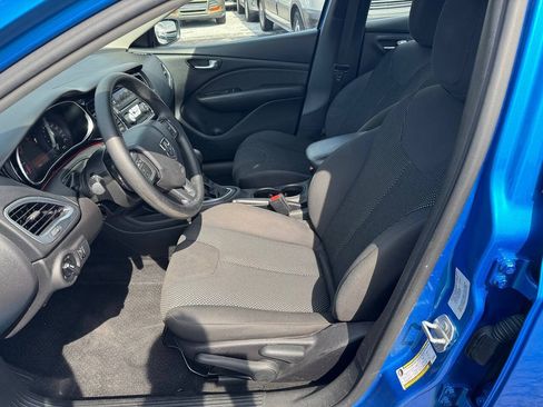 Used 2016 Dodge Dart SE w/ Convenience Group FWD image 12