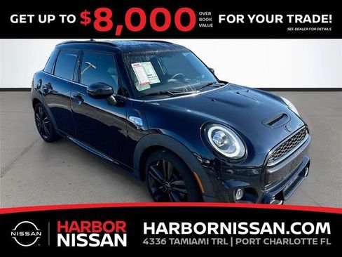 Used 2020 MINI Cooper S FWD image 1