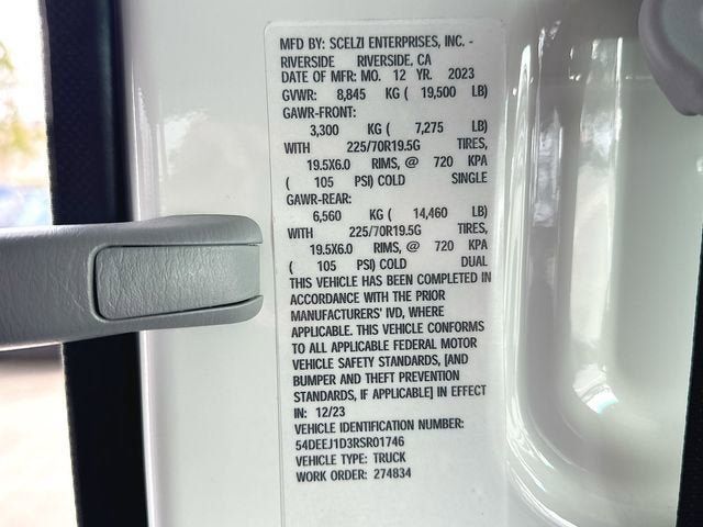 New 2024 Chevrolet Low Cab Forward 5500XG RWD image 33