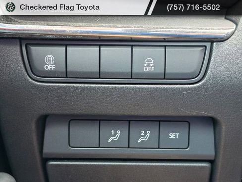 Used 2023 MAZDA MAZDA3 s image 12