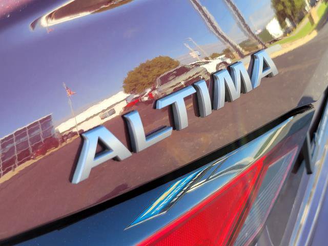 Used 2025 Nissan Altima 2.5 SV FWD image 29