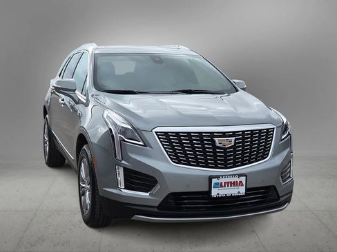 Used 2023 Cadillac XT5 Premium Luxury FWD image 3