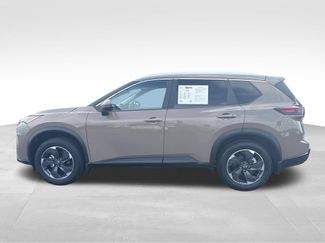 Used 2024 Nissan Rogue SV w/ SV Premium Package FWD video 2