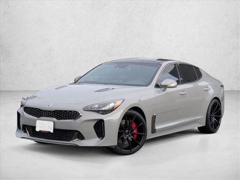 Used 2018 Kia Stinger GT1 RWD image 1