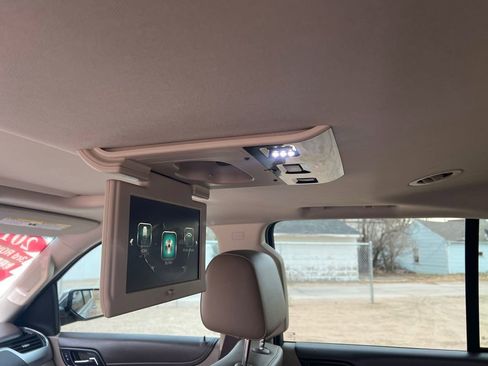 Used 2017 Chevrolet Tahoe Premier image 35