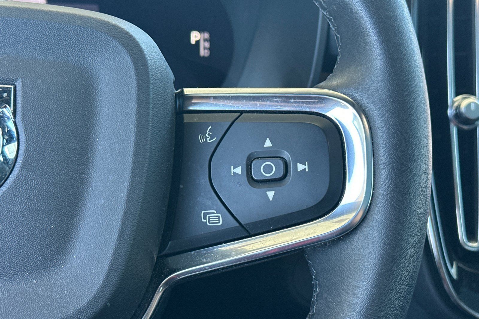 Used 2023 Volvo C40 P8 Recharge Plus AWD/4WD image 29