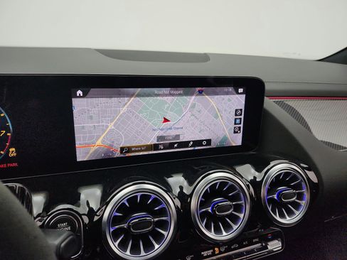 Used 2022 Mercedes-Benz GLA 45 AMG 4MATIC image 13