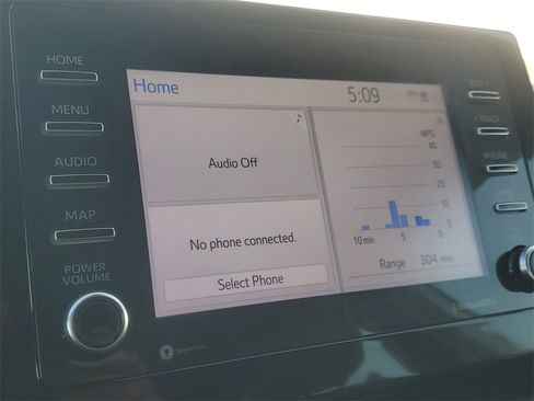 Certified 2021 Toyota Camry SE image 25