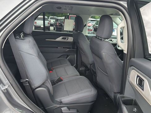 New 2026 Ford Explorer Active AWD/4WD image 36