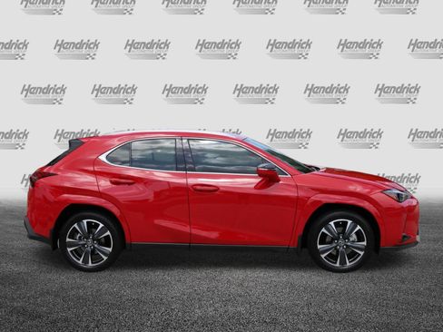 Used 2025 Lexus UX 300h FWD image 10