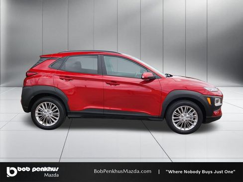 Used 2021 Hyundai Kona SEL Plus AWD/4WD image 24