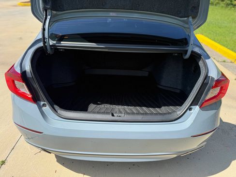 Used 2021 Honda Accord Sport image 5