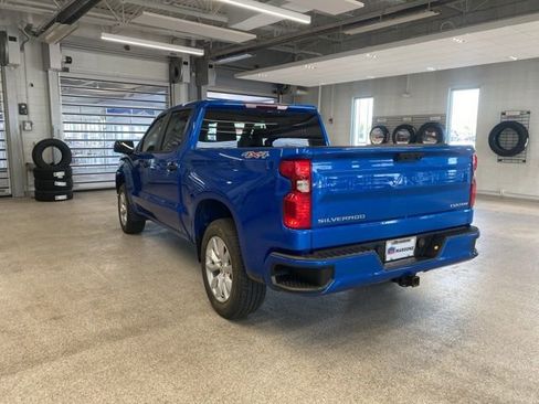 Certified 2024 Chevrolet Silverado 1500 Custom AWD/4WD image 9