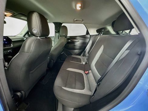 Used 2024 Chevrolet TrailBlazer LS w/ LS Convenience Package FWD image 23