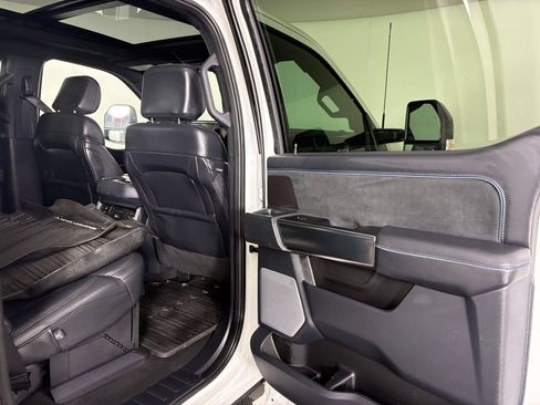 Used 2026 Ford F450 Platinum w/ FX4 Off-Road Package AWD/4WD image 35
