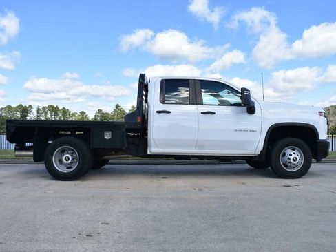Used 2023 Chevrolet Silverado 3500 W/T w/ WT Convenience Package image 3