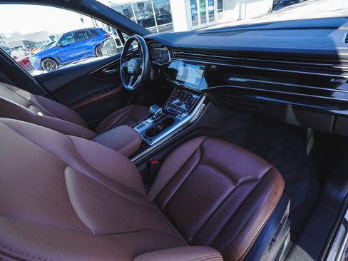 Used 2023 Audi Q7 3.0T Premium w/ Convenience Package image 44