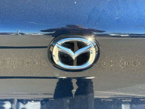 Used 2022 MAZDA MAZDA3 s image 47