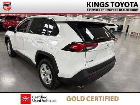 Used 2021 Toyota RAV4 XLE w/ Convenience Package AWD/4WD image 6
