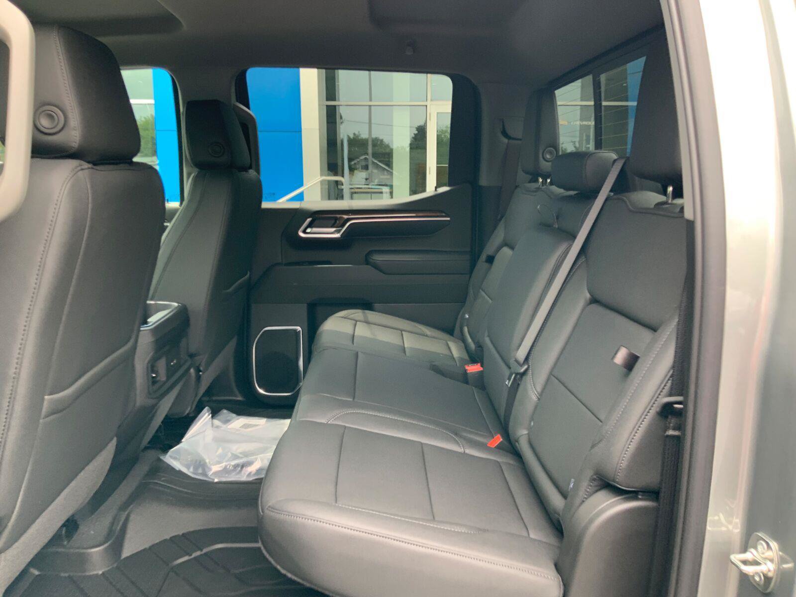 New 2026 Chevrolet Silverado 1500 RST w/ RST All Star Premium Package AWD/4WD image 11