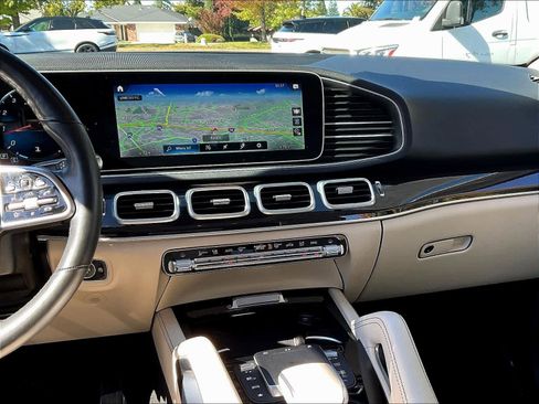 Used 2022 Mercedes-Benz GLE 350 4MATIC image 8