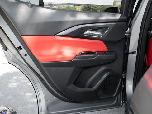 New 2026 Chevrolet Equinox EV RS image 33