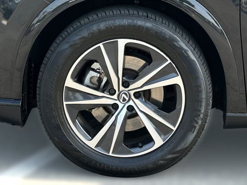 Used 2024 Lexus RX 350 FWD w/ Technology Package image 13