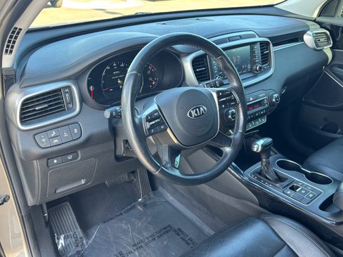 Used 2019 Kia Sorento SX w/ SX Touring Package FWD image 20