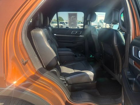 Used 2017 Ford Explorer Limited w/ Equipment Group 301A AWD/4WD image 31