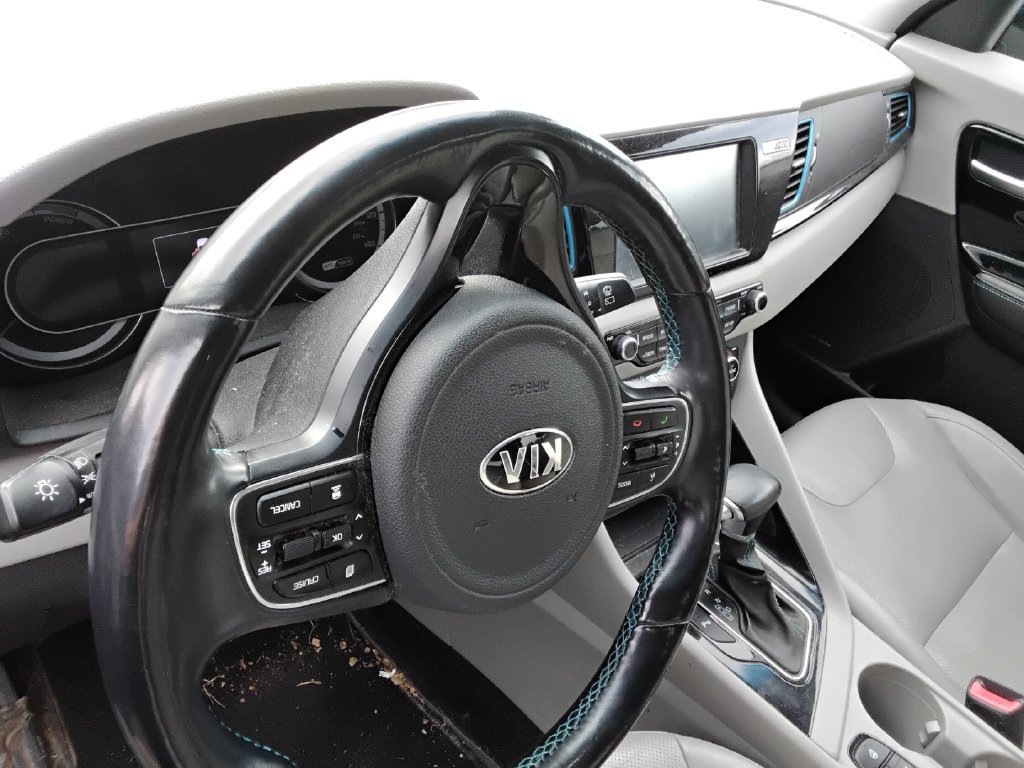 Used 2018 Kia Niro Touring FWD image 8