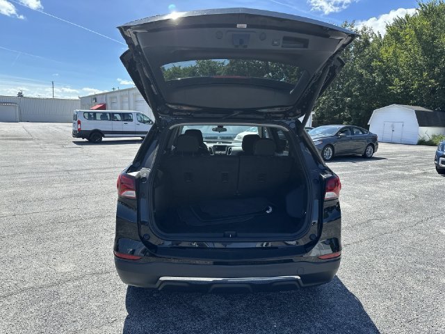 Used 2023 Chevrolet Equinox LT AWD/4WD image 28