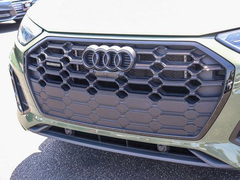 Used 2023 Audi Q5 e Premium Plus w/ Premium Plus Package AWD/4WD image 8