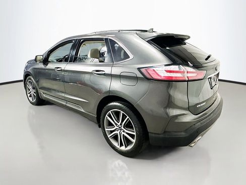Used 2019 Ford Edge Titanium w/ Cold Weather Package AWD/4WD image 6