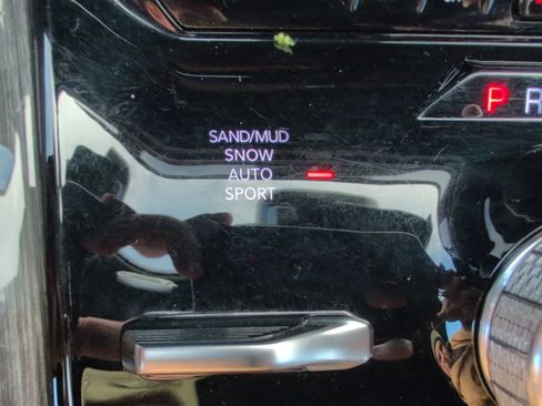 Used 2022 Jeep Wagoneer Series II w/ Premium Group I image 21